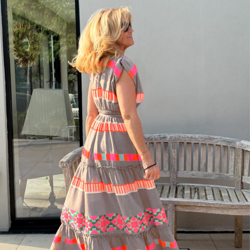 💕Women's Loose V-Neck Vintage Stripe Pattern Sleeveless Dress