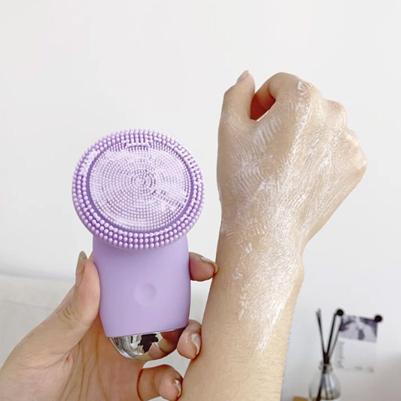 ✨Ultrasonic Vibration Massage Silicone Facial Cleansing Brush