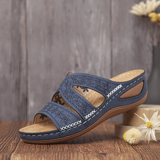 High-quality Orthopaedic Slip-on Sandals With A Thick Platform