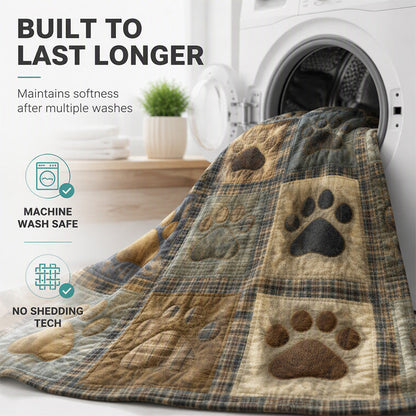🐶 Cute Paw Print Soft Flannel Blanket – Snuggly, Warm, Lovely Home Decor 🛌